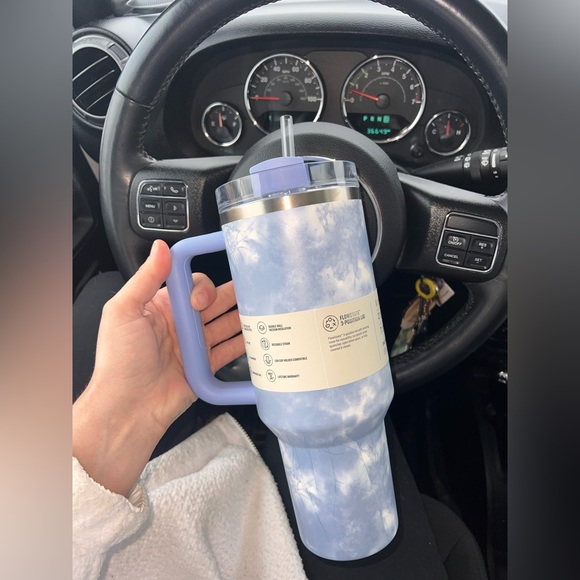 Limited Edition Spring Stanley - Picture 2 of 2